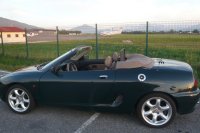 photo de ma MG F Racing Green prise à Annemasse.
